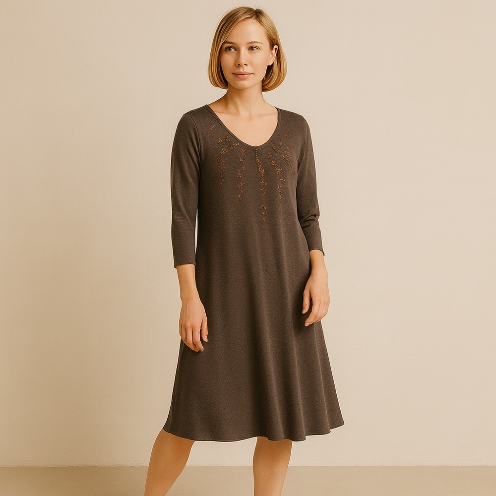 EILEEN FISHER BROWN  PETITE ITALIAN YARN SEQUIN DRESS – SIZE PP (PETITE)